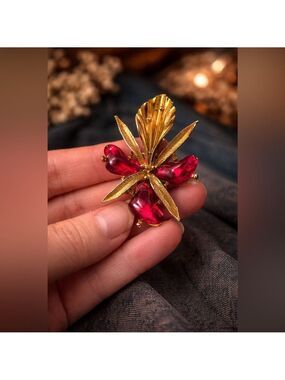 Signed Aurora Vintage Lucite Floral Brooch • Design No. 738 • Mid-Century 🌺
